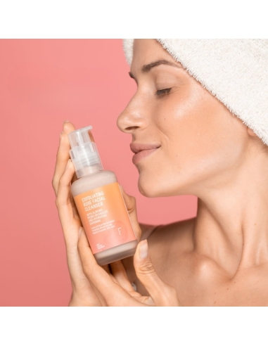 Freshly Exfoliating Rose Facial Cleanser 100ml