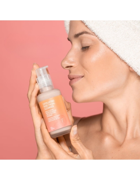 Freshly Exfoliating Rose Facial Cleanser 100ml